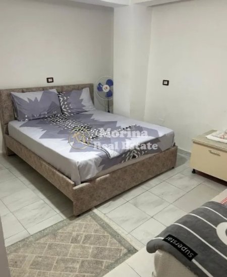 Tirane, jepet me qera apartament 1+1 Kati 1, 60 m² 420 € (Brryli)