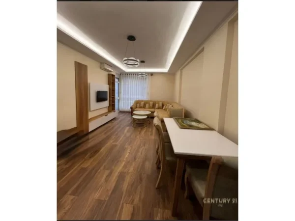 Tirane, shitet apartament 1+1 Kati 2, 68 m² 170.000 € (Ministria e jashtme)