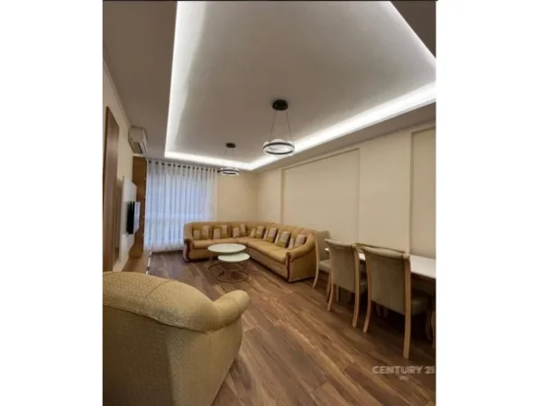 Tirane, shitet apartament 1+1 Kati 2, 68 m² 170.000 € (Ministria e jashtme)