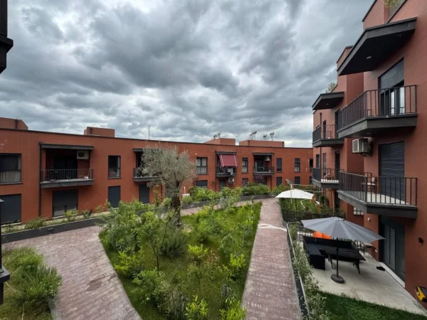 Tirane, shitet apartament 2+1+Ballkon Kati 2, 83 m² 210.000 € (ROSE GARDEN RESIDENCE)