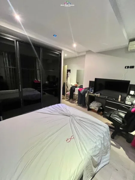 Tirane, jepet me qera apartament 2+1 Kati 4, 98 m² 800 € (selvia)