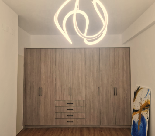 Tirane, jepet me qera apartament 1+1+Ballkon Kati 7, 60 m² 400 € (Rezidenca Kaimi)