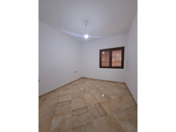 Tirane, jepet me qera apartament , 125 m² (Selite , Tirane.)
