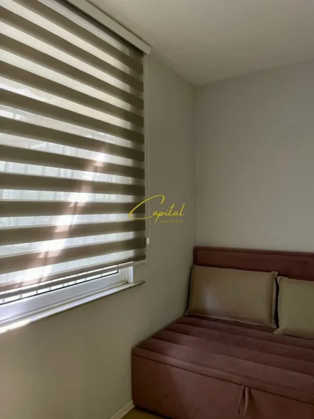 Tirane, jepet me qera apartament 1+1 Kati 4, 65 m² 850 € (ISH BLLOKU)