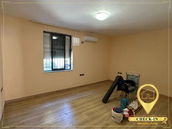 Tirane, jepet me qera zyre Kati 0, 63 m² 450 € (Shkolla Sabaudin Gabrani)