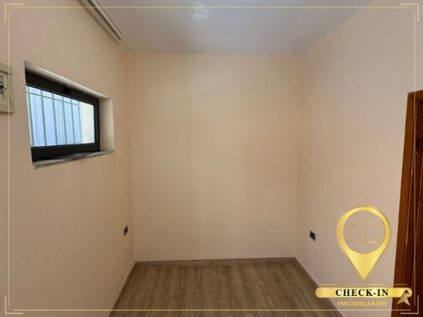 Tirane, jepet me qera zyre Kati 0, 63 m² 450 € (Shkolla Sabaudin Gabrani)