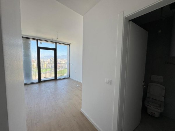 Tirane, jepet me qera ambjent biznesi Kati 12, 138 m² 1.500 € (LAKE VIEW RESIDENCE)