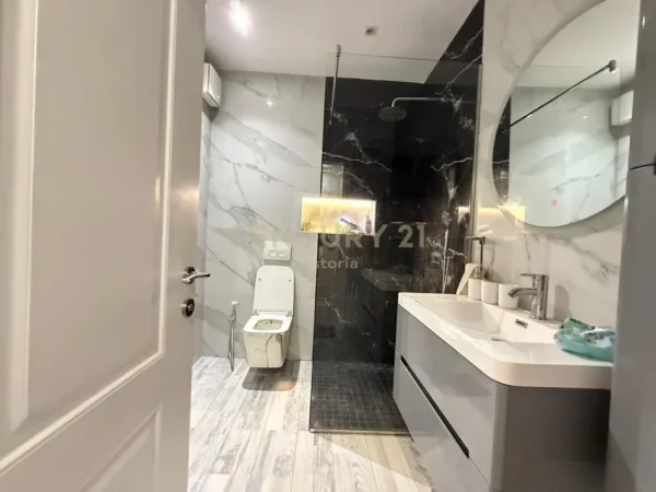 Tirane, shitet apartament 2+1+Ballkon Kati 4, 88 m² 139.000 € (rruga besim alla)