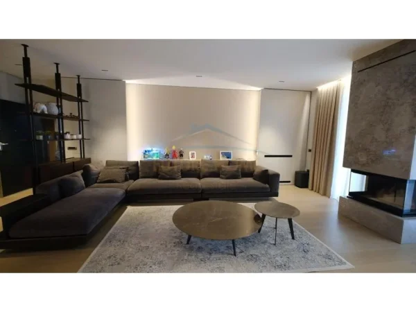 Tirane, shitet apartament duplex 3+1+Verande, Kati 10, 356 m² (Kompleksi Square 21)