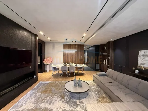 Tirane, shitet apartament 3+1+Ballkon Kati 2, 197 m² (Tirana Garden Building)