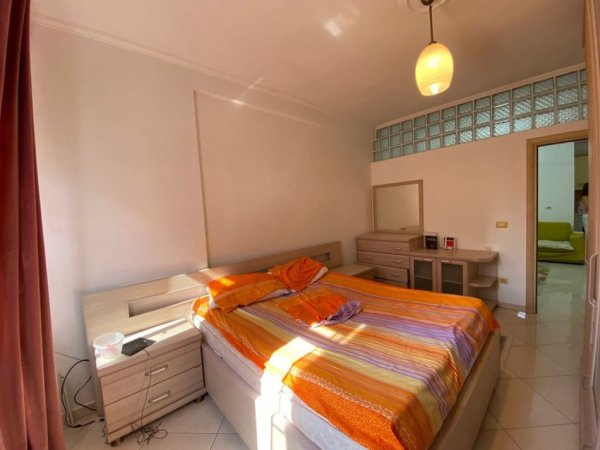 Tirane, jepet me qera apartament 2+1 Kati 2, 77 m² 600 € (Stacioni i trenit)