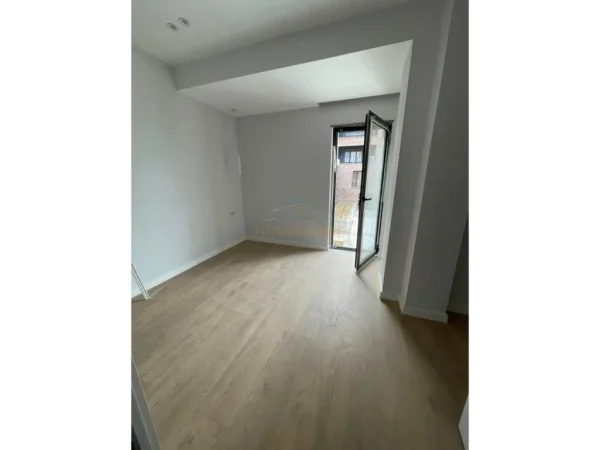 Tirane, shitet apartament 1+1+Aneks+Ballkon Kati 2, 76 m² 135.000 € (REZIDENCA KODRA E DIELLIT II)