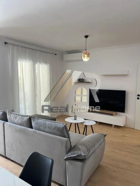 Tirane, jepet me qera apartament 2+1 Kati 2, 949 € (Bulevardi zogu 1)