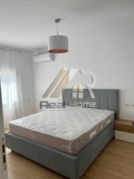 Tirane, jepet me qera apartament 2+1 Kati 2, 949 € (Bulevardi zogu 1)