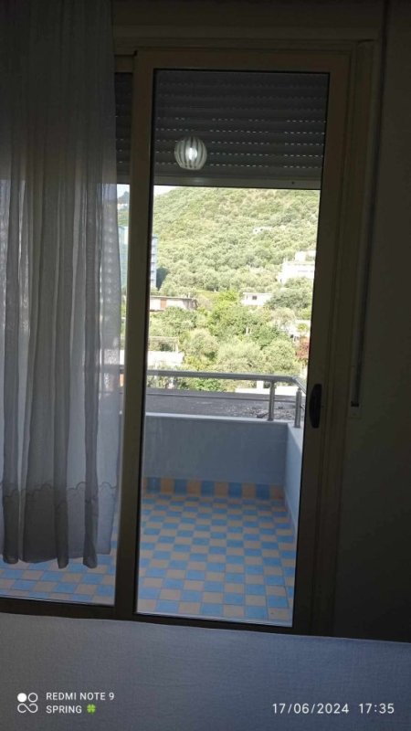Vlore, jepet me qera apartament 2+1+Ballkon Kati 4, 88 m² 600 € (Lungomare)