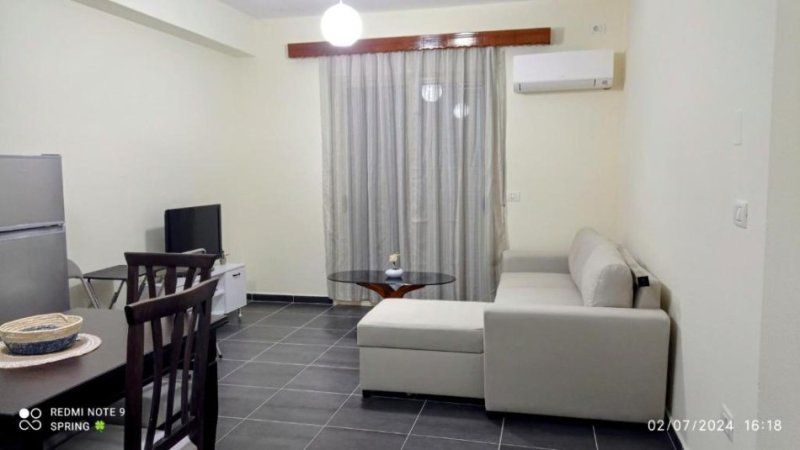 Vlore, jepet me qera apartament 2+1+Ballkon Kati 4, 88 m² 600 € (Lungomare)
