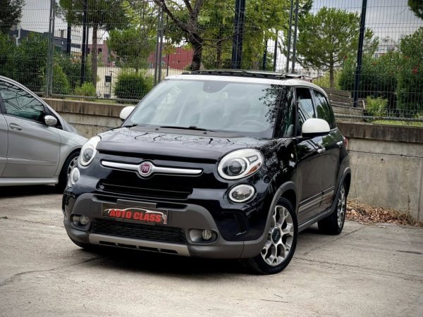 Tirane, shes makine FIAT 500 L Benzin, e zeze automatik Klima 148.000 km 7.200 €