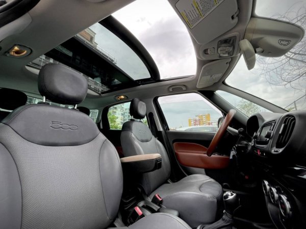 Tirane, shes makine FIAT 500 L Benzin, e zeze automatik Klima 148.000 km 7.200 €