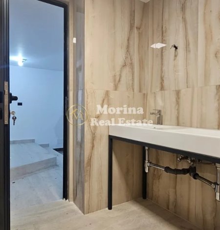 Tirane, jepet me qera ambjent biznesi Kati 0, 200 m² 370 € (Rruga Sami Frasheri)