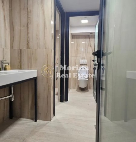 Tirane, jepet me qera ambjent biznesi Kati 0, 200 m² 370 € (Rruga Sami Frasheri)
