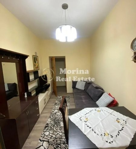 Tirane, jepet me qera apartament 2+1 Kati 2, 85 m² 450 € (Laprake)