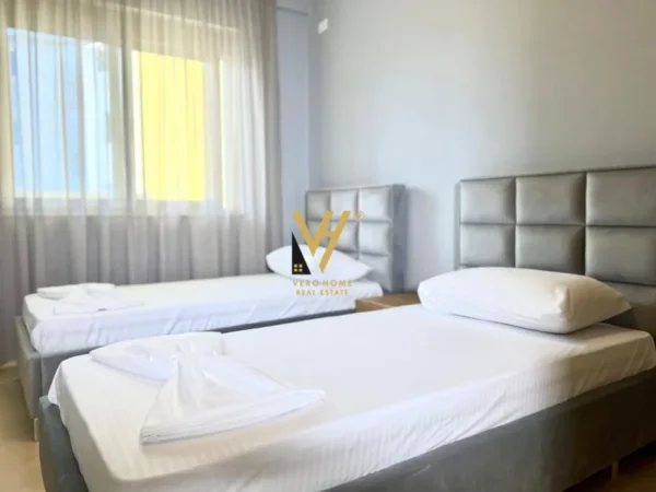 Tirane, jepet me qera apartament 2+1+Ballkon Kati 7, 100 m² 600 € (ASTIR)