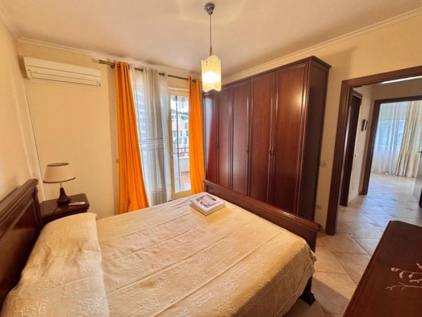 Tirane, jepet me qera apartament 3+1+Ballkon Kati 6, 130 m² 1.000 € (Rruga e Elbasanit)