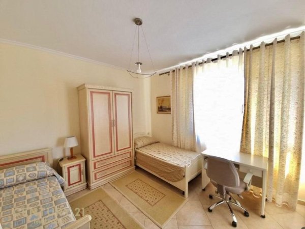Tirane, jepet me qera apartament 3+1+Ballkon Kati 6, 130 m² 1.000 € (Rruga e Elbasanit)