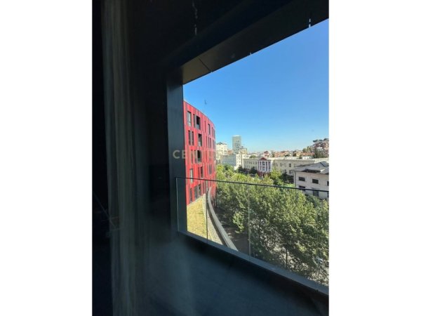 Tirane, jepet me qera apartament 2+1 Kati 4, 112 m² 1.400 € (Park Gate)