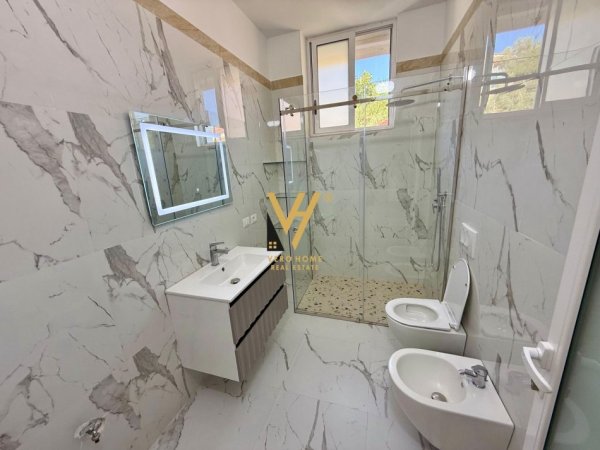 Tirane, jepet me qera apartament 2+1+Ballkon Kati 3, 90 m² 500 € (MULLET)
