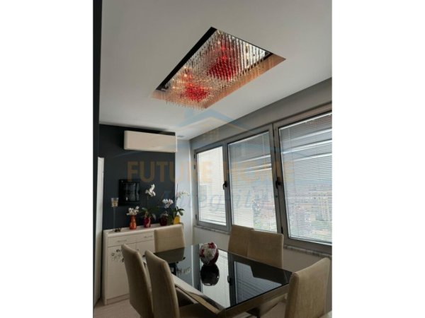 Tirane, shitet apartament 2+1+2+Ballkon Kati 11, 124 m² 350.000 € (Bulevardi Zogu I)