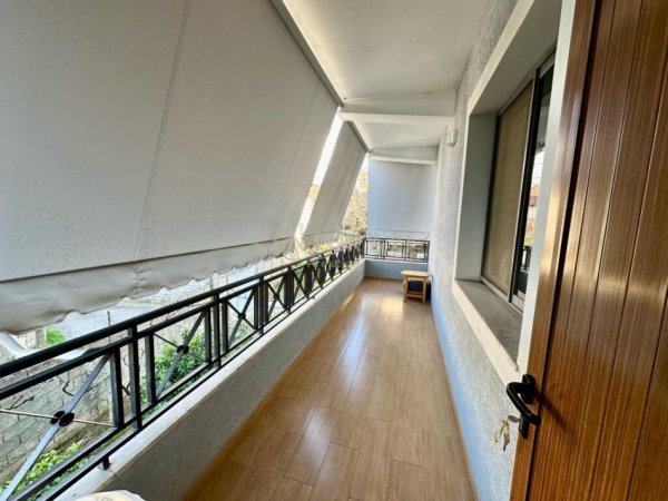 Tirane, jepet me qera apartament 2+1 Kati 1, 100 m² 600 € (Prane Kompleksit Grand)