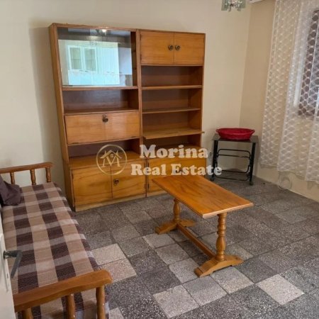 Tirane, jepet me qera apartament 1+1 Kati 2, 50 m² 380 € (Rruga Siri Kodra)