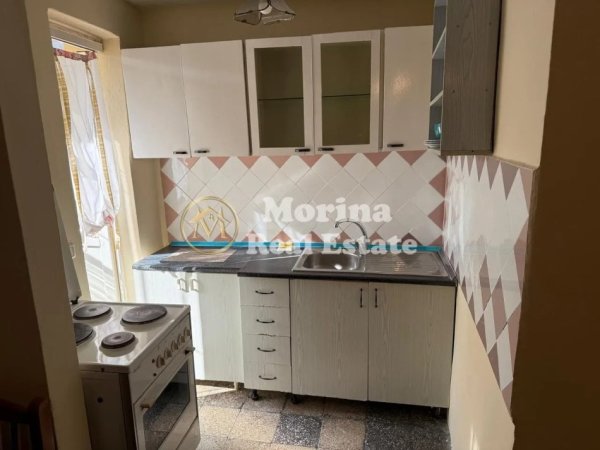 Tirane, jepet me qera apartament 1+1 Kati 2, 50 m² 380 € (Rruga Siri Kodra)