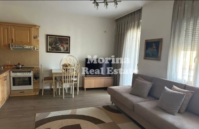 Tirane, jepet me qera apartament 2+1+Ballkon Kati 5, 75 m² 750 € (Rruga Myslym Shyri)