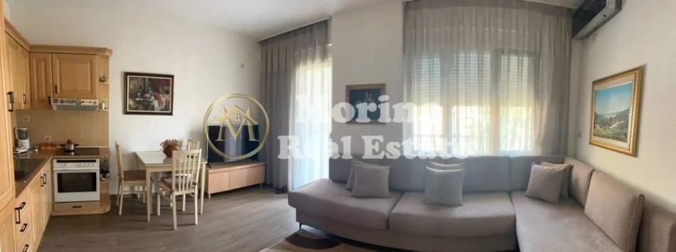 Tirane, jepet me qera apartament 2+1+Ballkon Kati 5, 75 m² 750 € (Rruga Myslym Shyri)