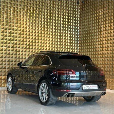 Tirane, shes SUV SHITET OKAZION Porsche Macan 3.0 benzin 345 CV Benzin, e zeze automatik Klima 147 km 22.900 €