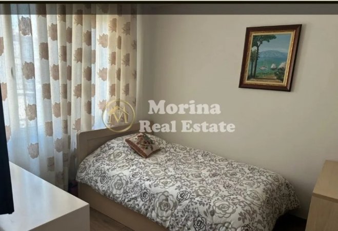 Tirane, jepet me qera apartament 2+1+Ballkon Kati 5, 75 m² 750 € (Rruga Myslym Shyri)