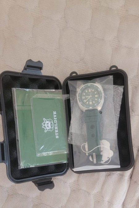ORA AUTOMATIKE 200M WTR SUPER LUMINOUS NEW ON BOX