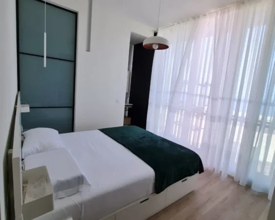 Vlore, shitet apartament 2+1 , (green coast 1)