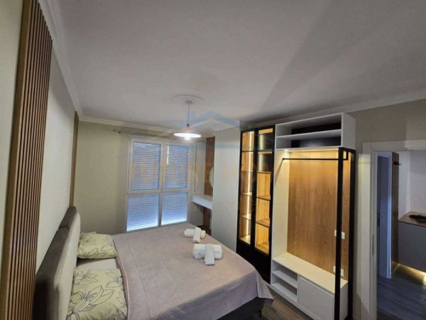 Tirane, jepet me qera apartament 2+1 Kati 5, 110 m² 650 € (Rruga Hamdi Pepo, Selitë)