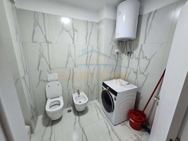 Tirane, jepet me qera apartament 2+1 Kati 5, 110 m² 650 € (Rruga Hamdi Pepo, Selitë)