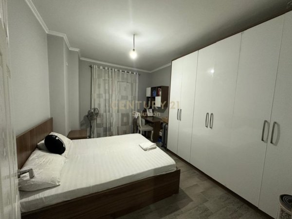 Tirane, jepet me qera apartament 1+1 Kati 1, 75 m² 500 € (Prane Spitalit Amerikan 2)