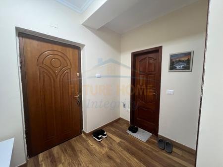 Tirane, shitet apartament 1+1 Kati 2, 68 m² 170.000 € (Pazari i Ri)