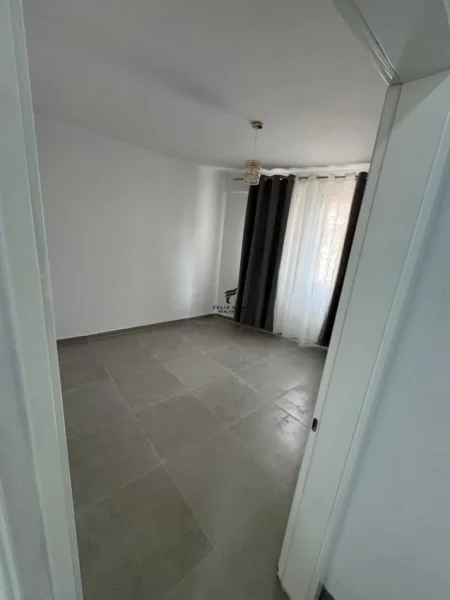 Tirane, jepet me qera apartament 2+1 Kati 7, 110 m² 700 € (ASTIR)