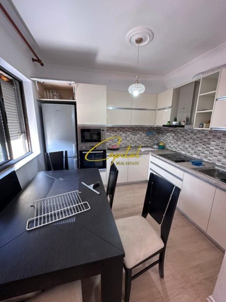 Tirane, shitet apartament 2+1 Kati 4, 72 m² 147.000 € (RRUGA BARDHYL)