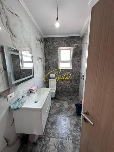 Tirane, shitet apartament 2+1 Kati 4, 72 m² 147.000 € (RRUGA BARDHYL)
