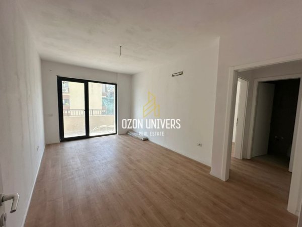 Tirane, shitet apartament 1+1 Kati 3, 78 m² 178.000 € (Liqeni i Thatë)