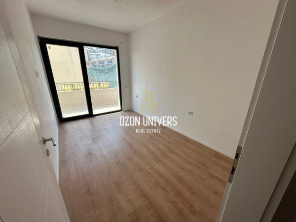 Tirane, shitet apartament 1+1 Kati 3, 78 m² 178.000 € (Liqeni i Thatë)