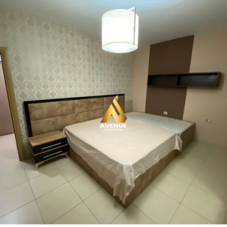 Tirane, jepet me qera apartament 2+1+Ballkon Kati 5, 90 m² 600 € (SIRI KODRA)